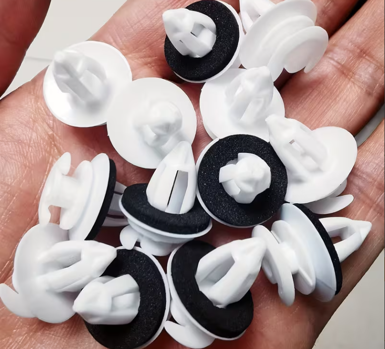 Ovipaneelin kiinnikkeet – BMW E36, E46, E38, E39, E60, E90