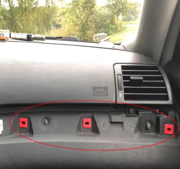 Sisätilan listan kiinnikkeet – BMW E36, E38, E39, E46, E60, E90