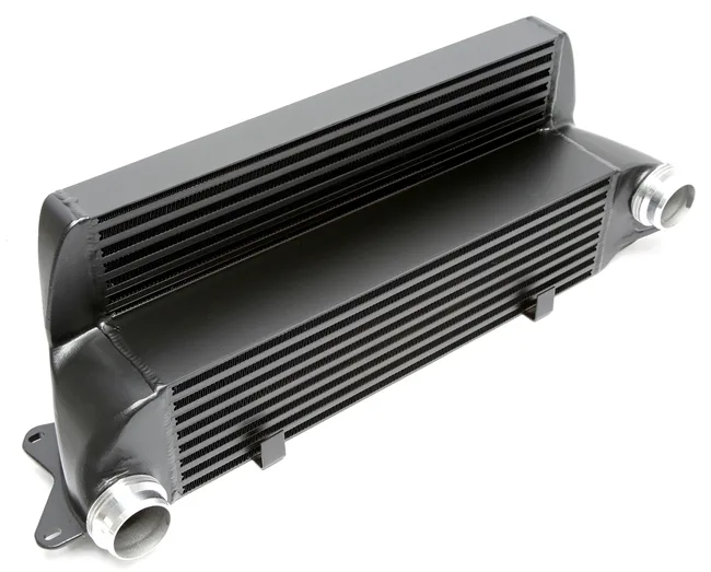 Välijäähdytin - BMW E60/E61/E63/E64
